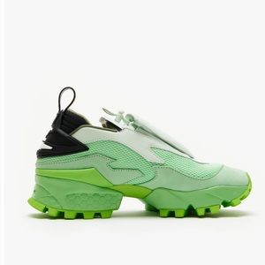 PYER MOSS EXPERIMENT 4 “GRASS IS GREENER” NWB size 9.5 in mens